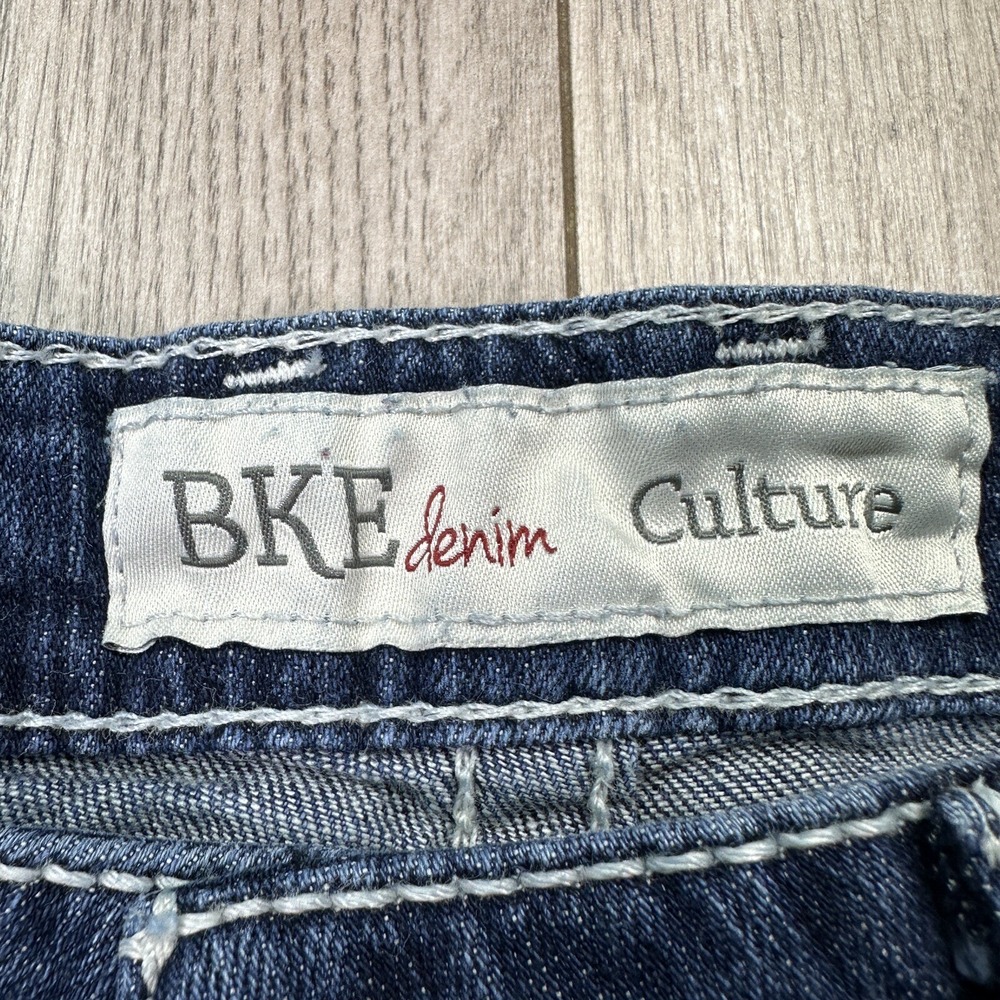 BKE Culture Capri Jeans Women 28 Distressed Bootcut Blue Denim - Picture 5 of 16